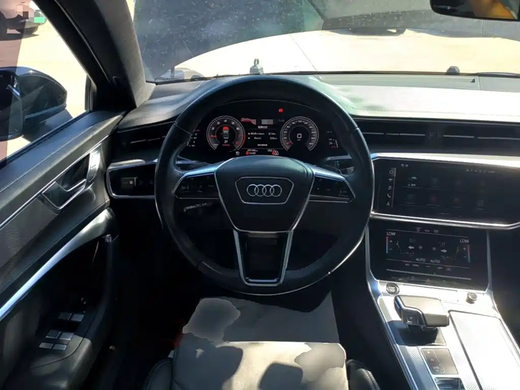 Audi A6L 2023 — фото 11