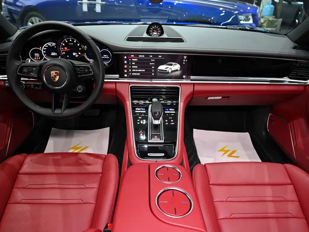 Porsche Panamera 2023 — фото 16