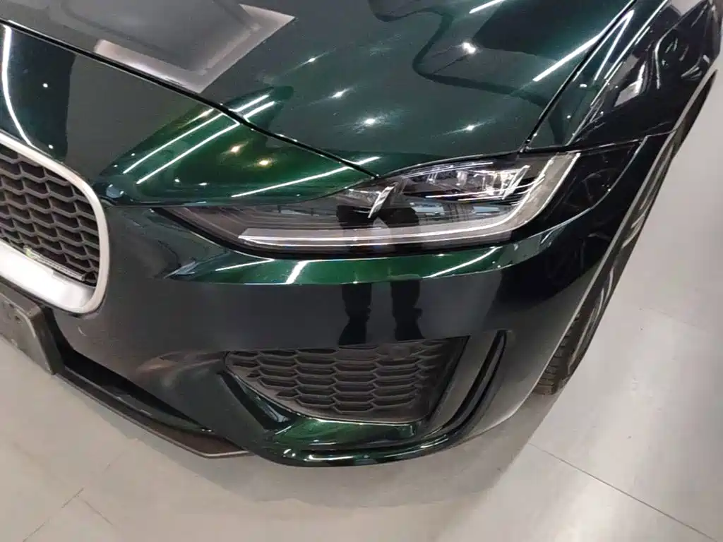 Jaguar XEL 2023 — фото 24