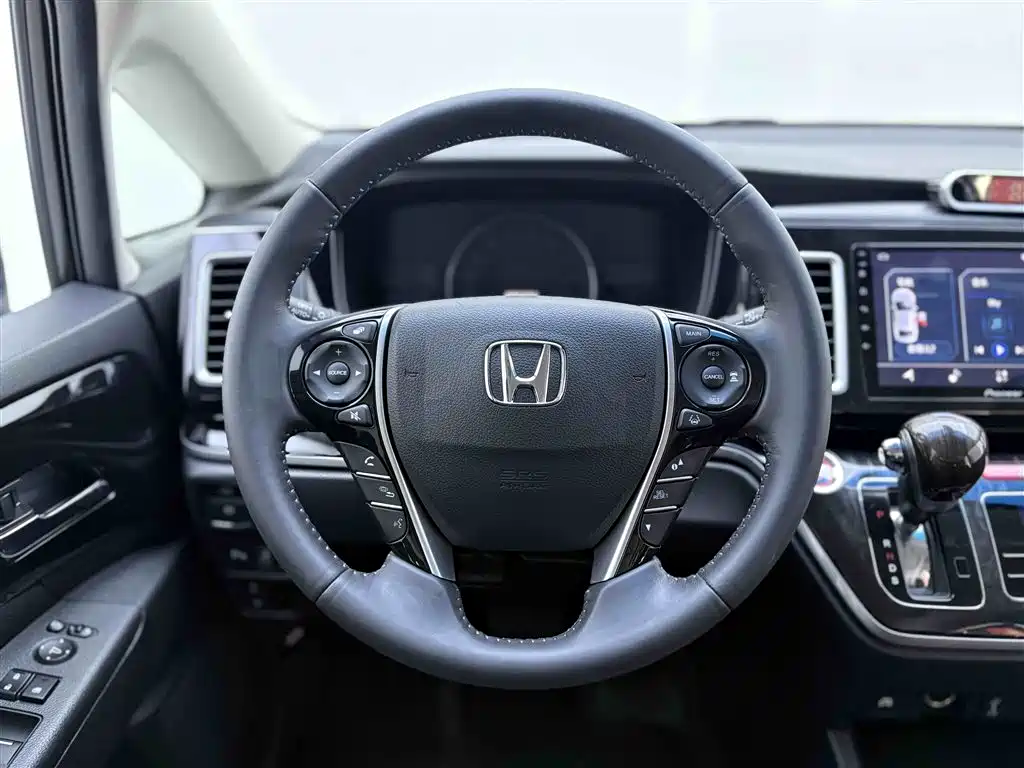 Honda Elysion 2020 — фото 15