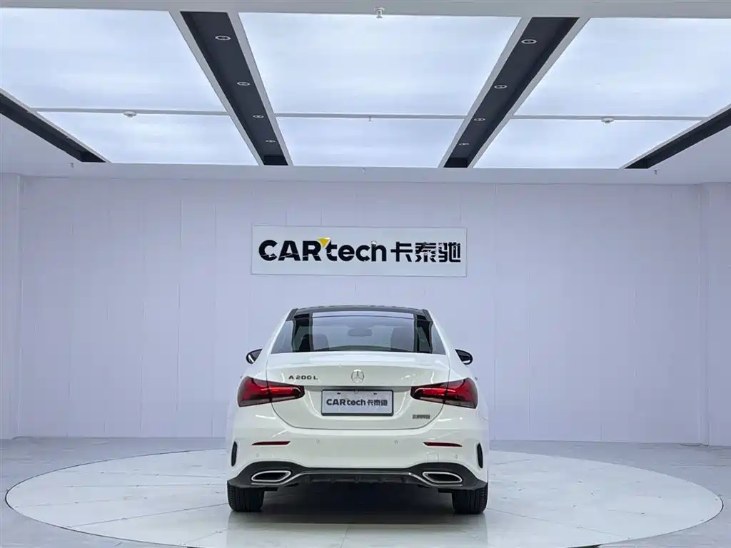 Mercedes-Benz A-Class 2022 — фото 4