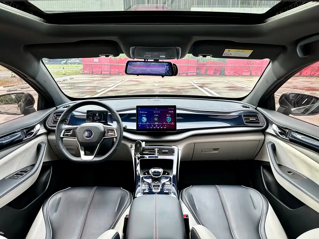 BYD Qin PLUS 2023 — фото 11