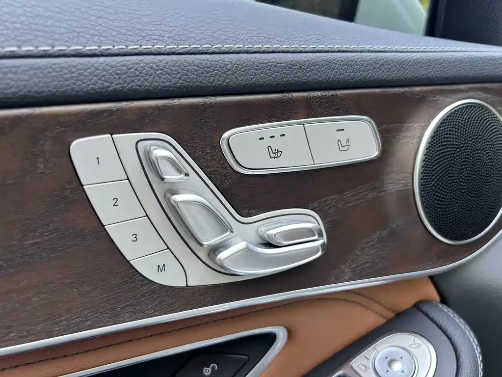 Mercedes-Benz GLC 2020 — фото 8