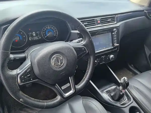 Dongfeng Scenery 580 2017