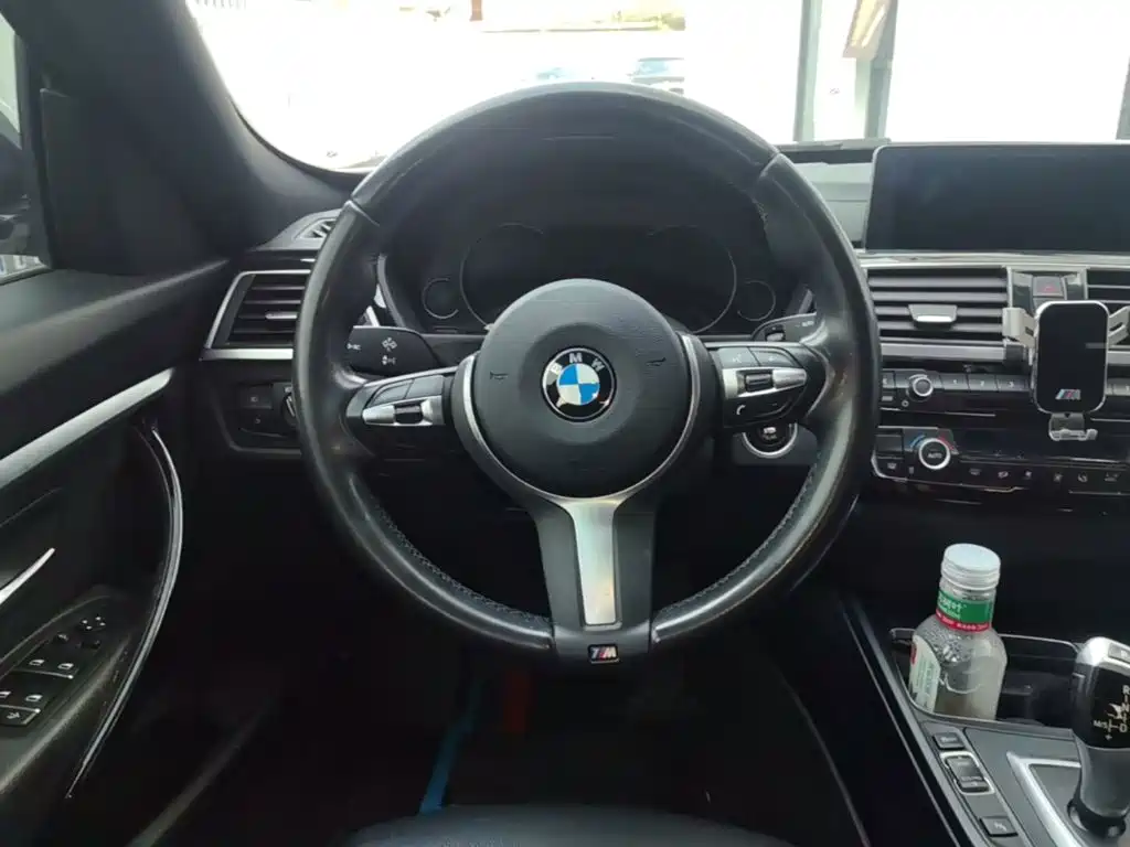 BMW 3 Series GT 2020 — фото 17