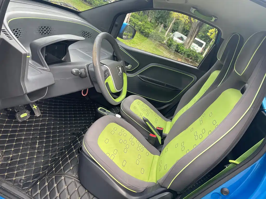 Baojun E100 2021