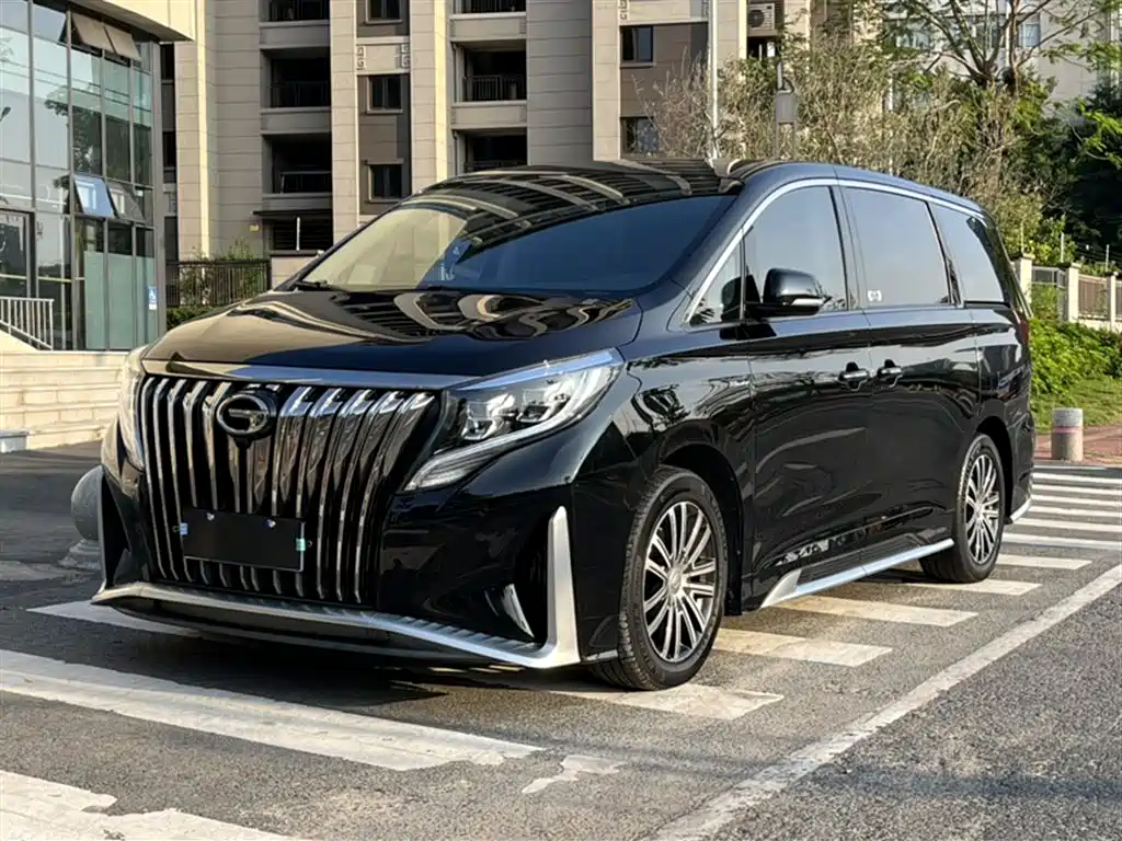 GAC Motor Trumpchi M8 2021 — фото 1