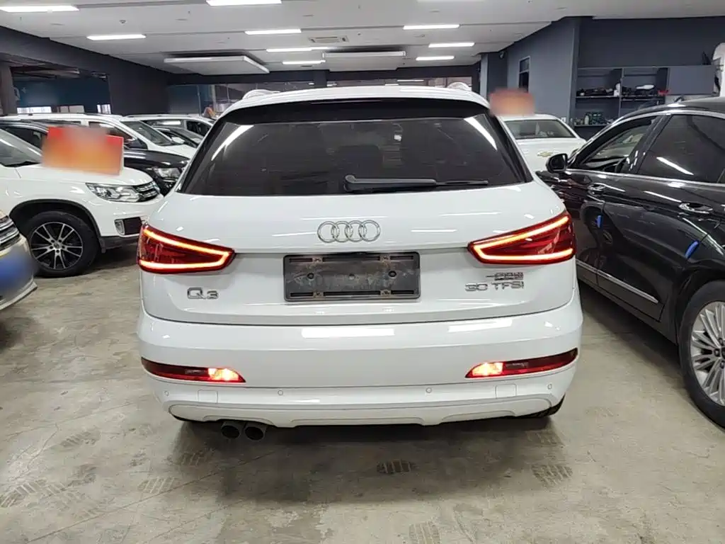 Audi Q3 2016 — фото 6