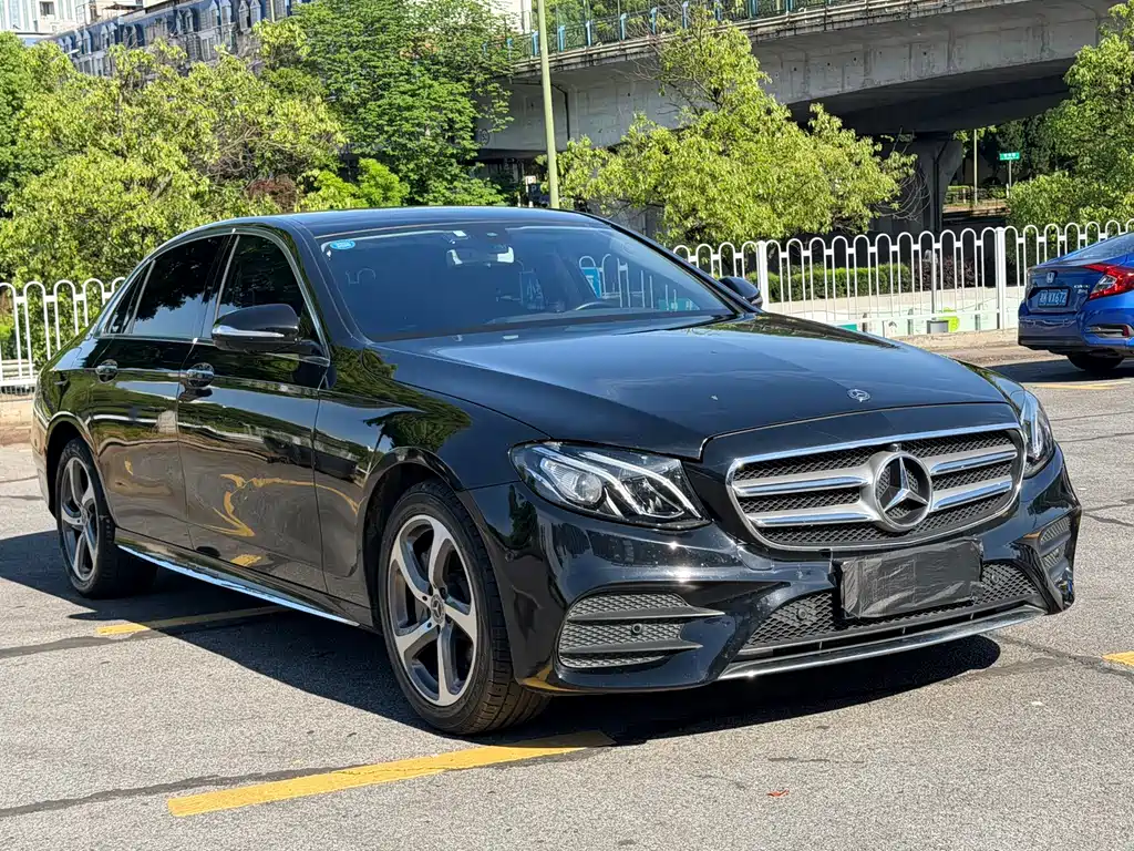 Mercedes-Benz E-Class 2019 — фото 3