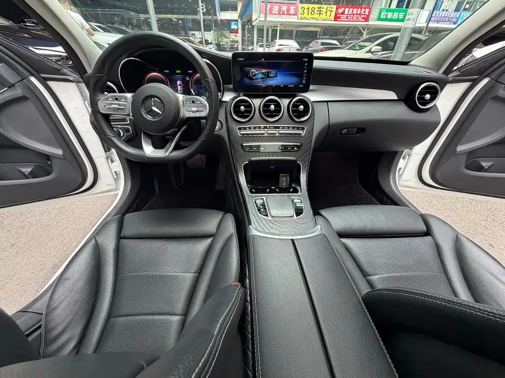 Mercedes-Benz C-Class 2021 — фото 18