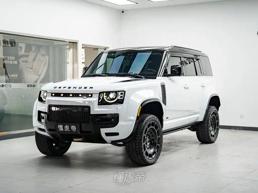 Land Rover Defender 2021 — фото 7