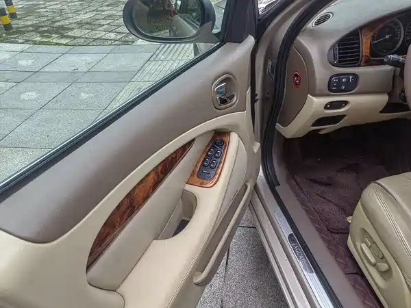 Jaguar S-TYPE 2006