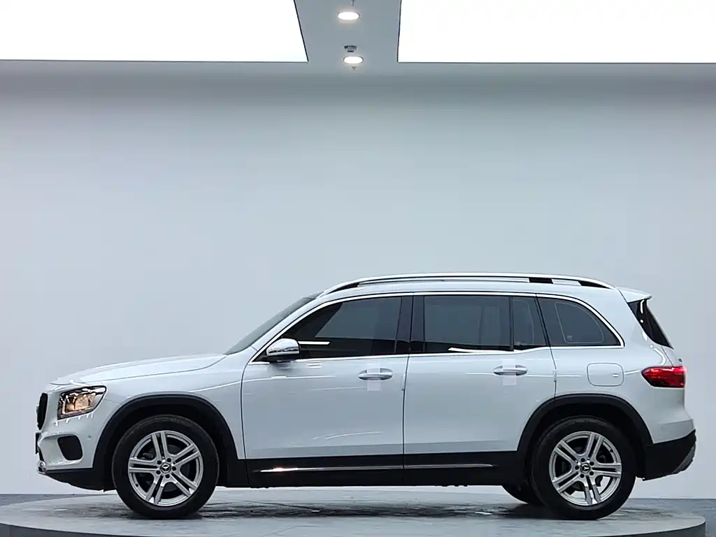 Mercedes-Benz GLB 2020
