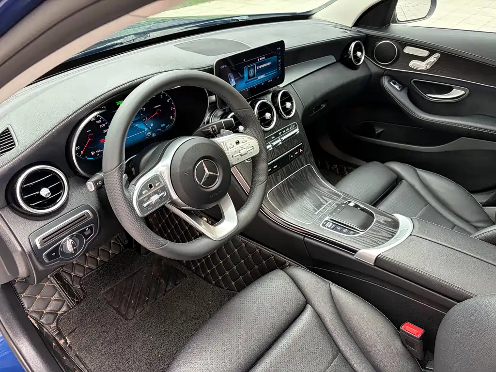 Mercedes-Benz C-Class 2021 — фото 13