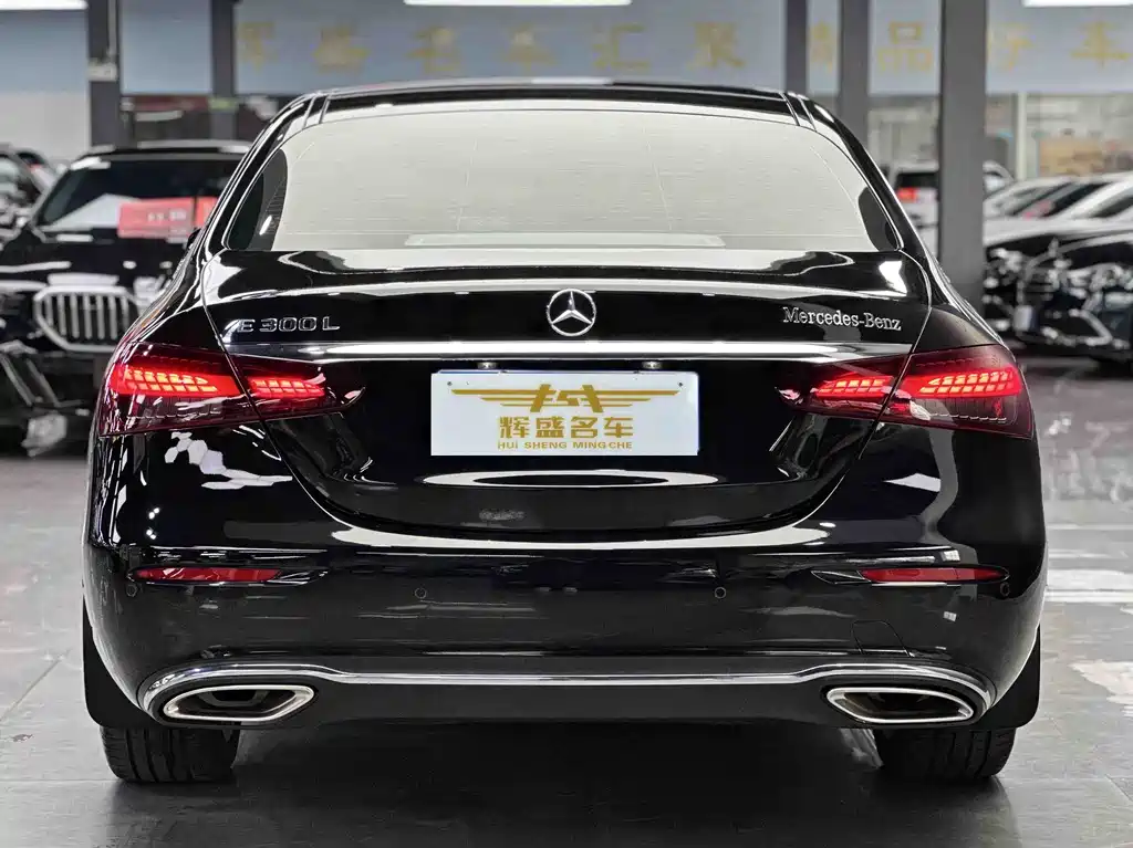 Mercedes-Benz E-Class 2023 — фото 3