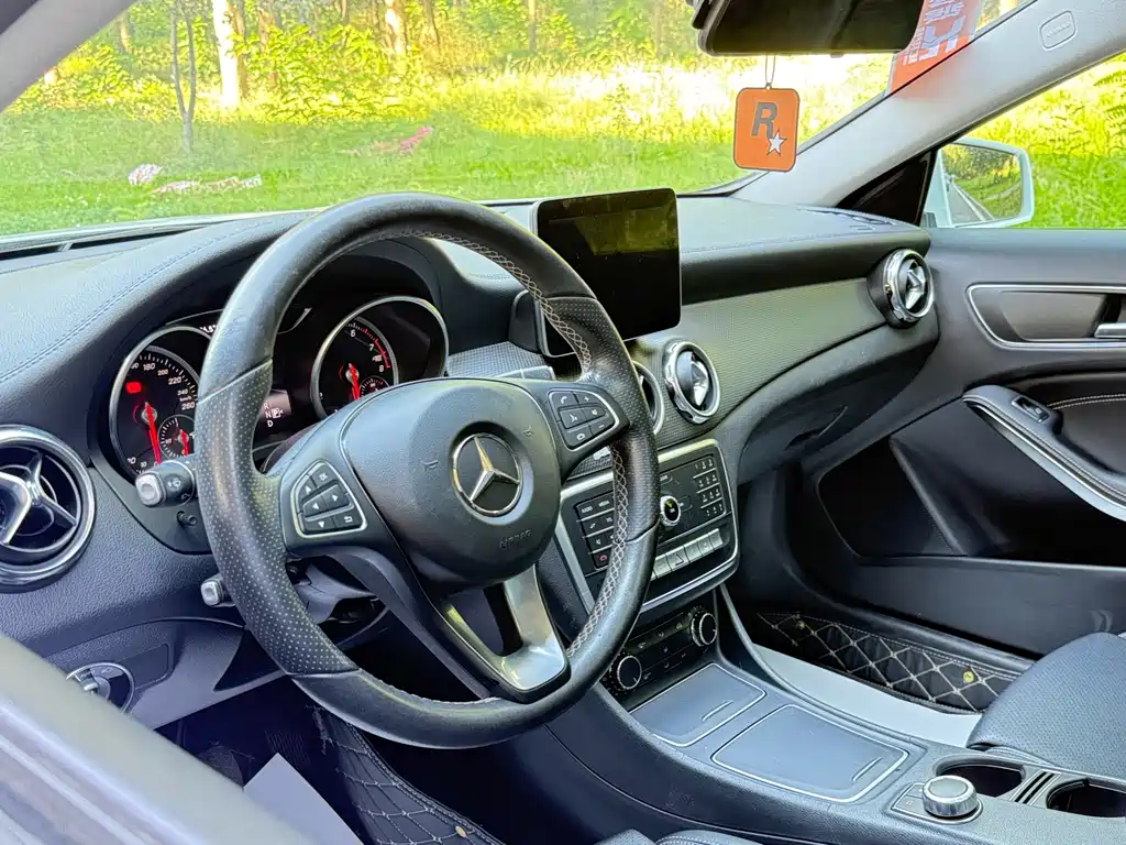 Mercedes-Benz GLA 2018 — фото 5