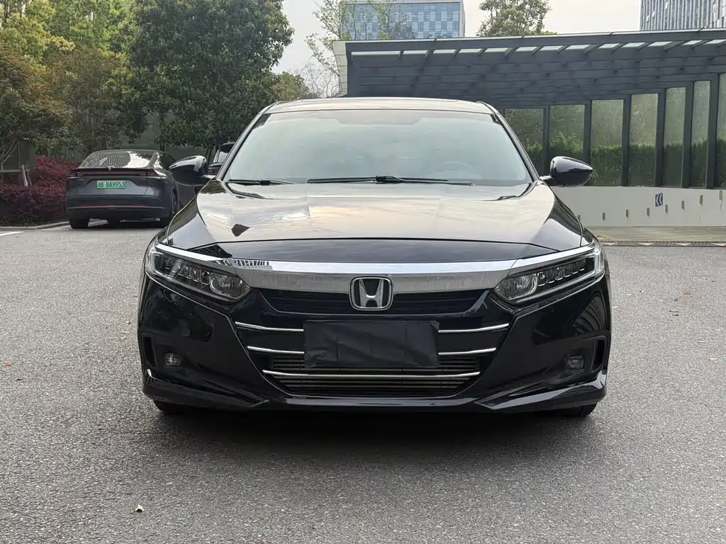 Honda Accord 2023 — фото 2