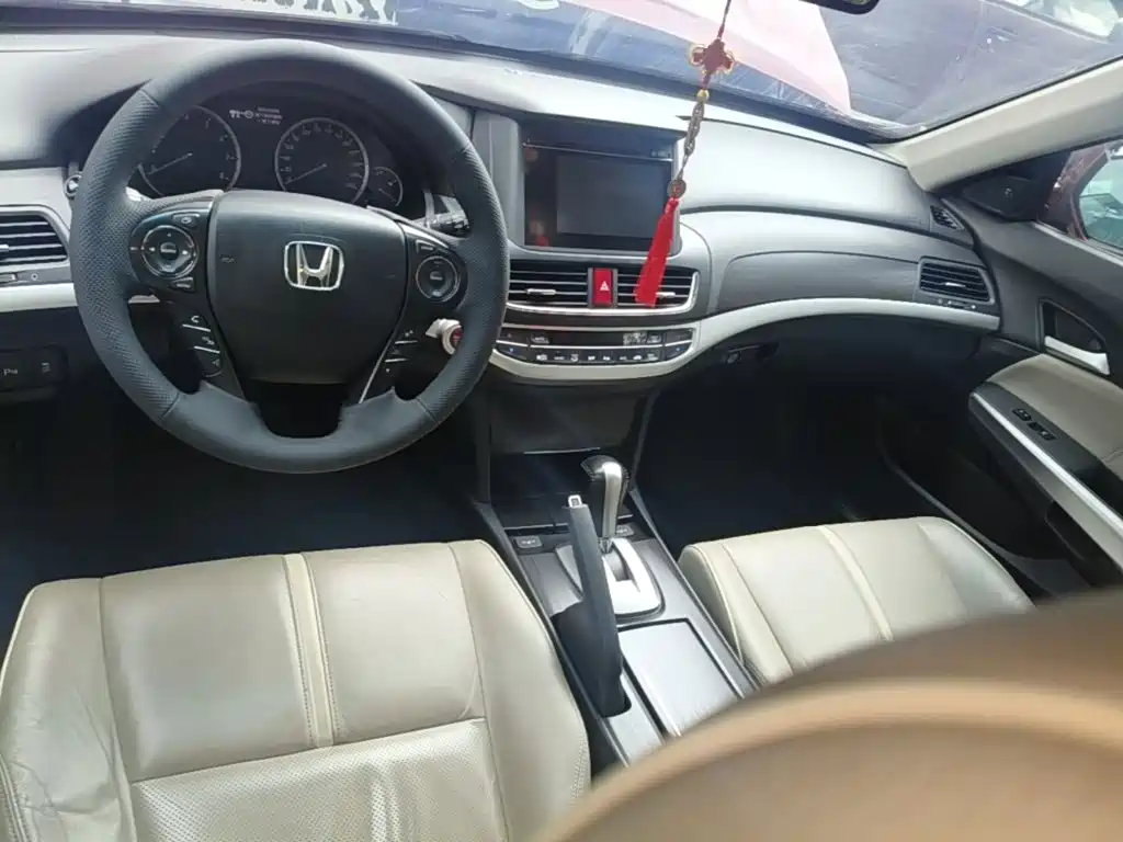 Honda Crosstour 2014 — фото 10