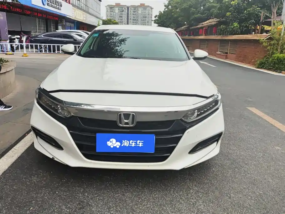 Honda Accord 2019 — фото 2