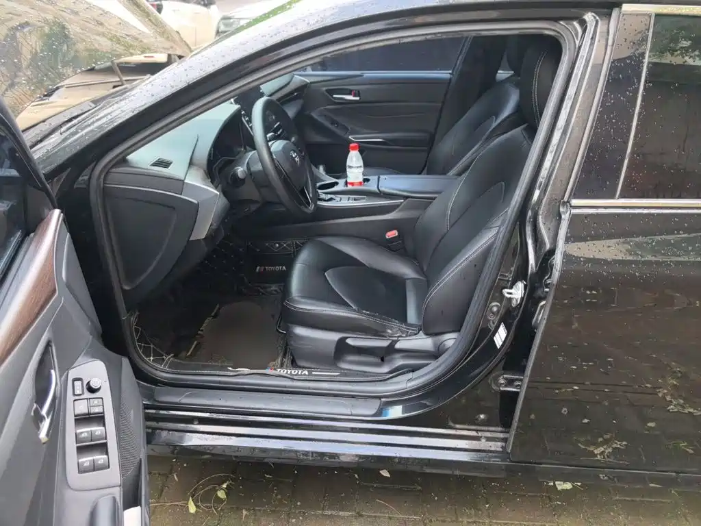 Toyota Avalon 2020 — фото 16