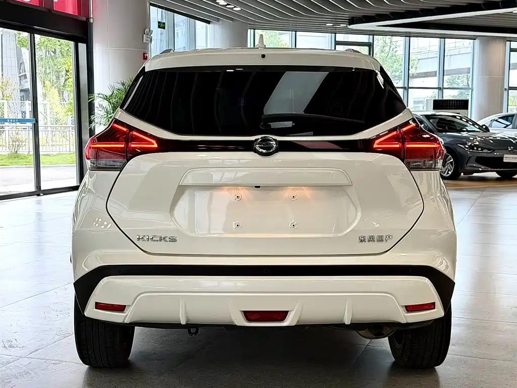 Nissan Kicks 2023 — фото 6
