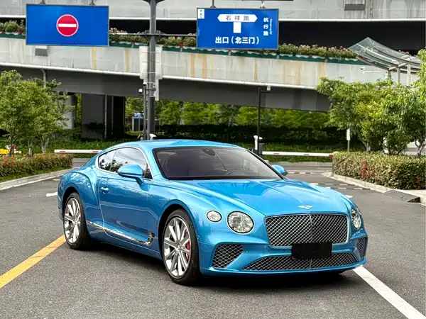 Bentley Continental 2022