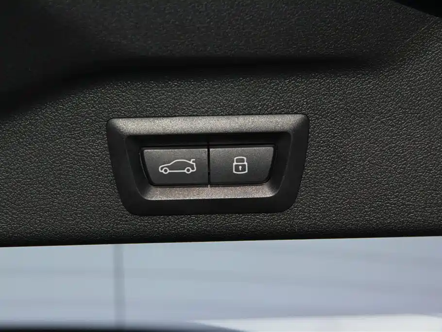 BMW X5 2025 — фото 28