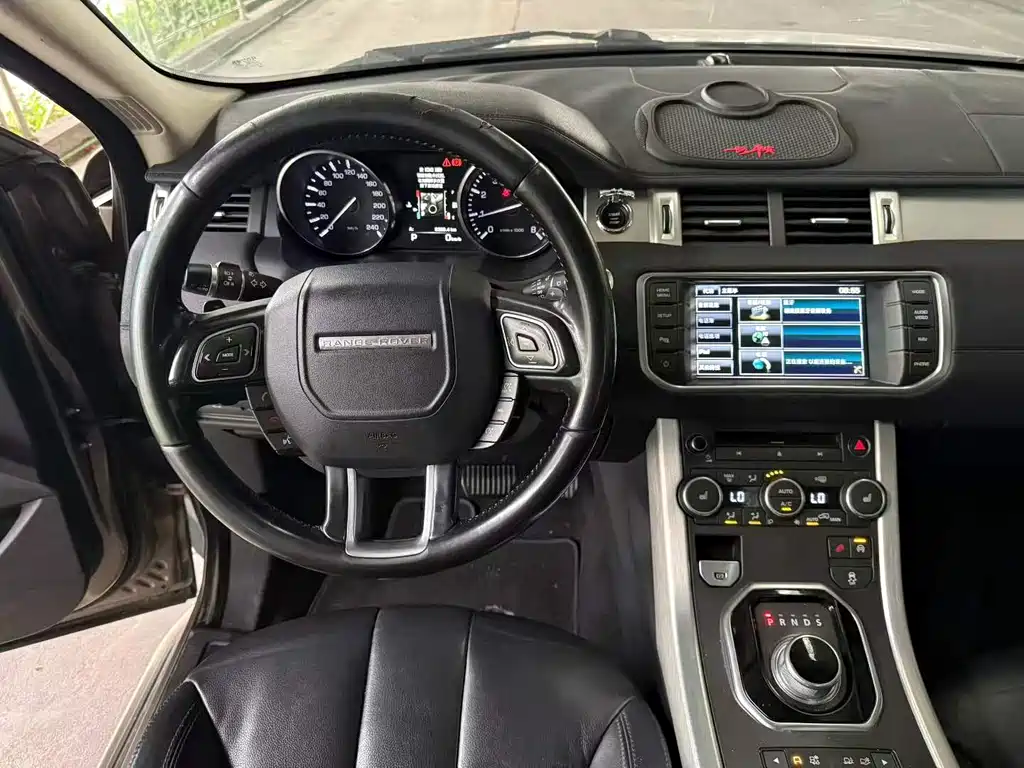 Land Rover Evoque 2016 — фото 8
