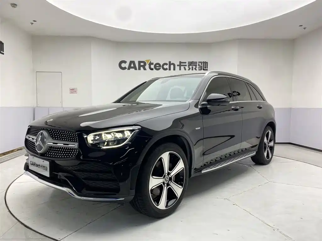 Mercedes-Benz GLC 2023 — фото 1