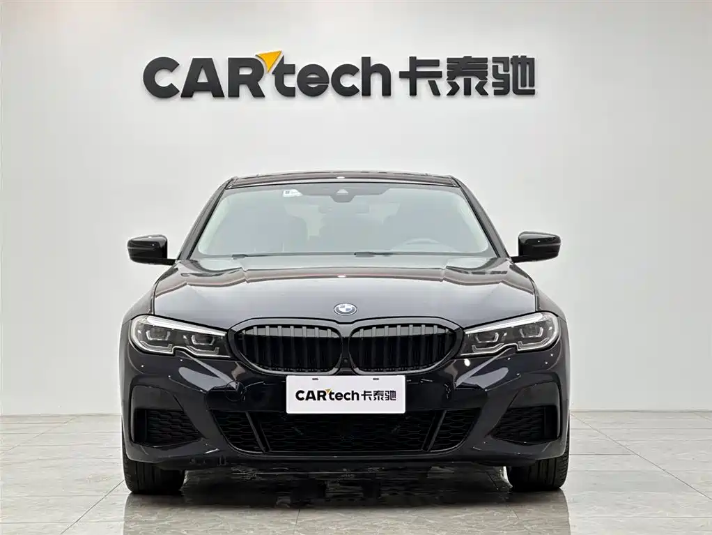 BMW 3 Series 2021
