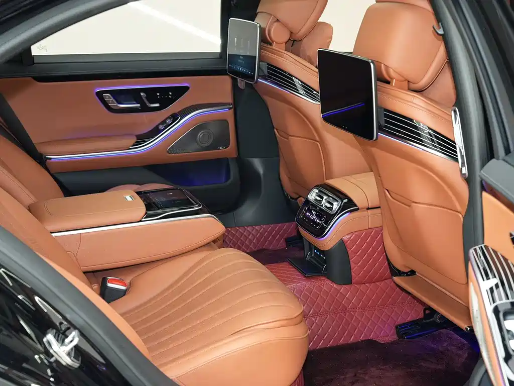 Mercedes-Benz S-Class 2024 — фото 11