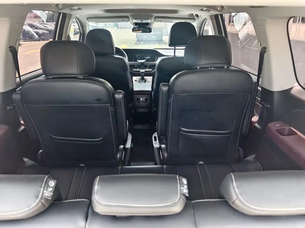 GAC Motor Trumpchi M6 2025 — фото 15