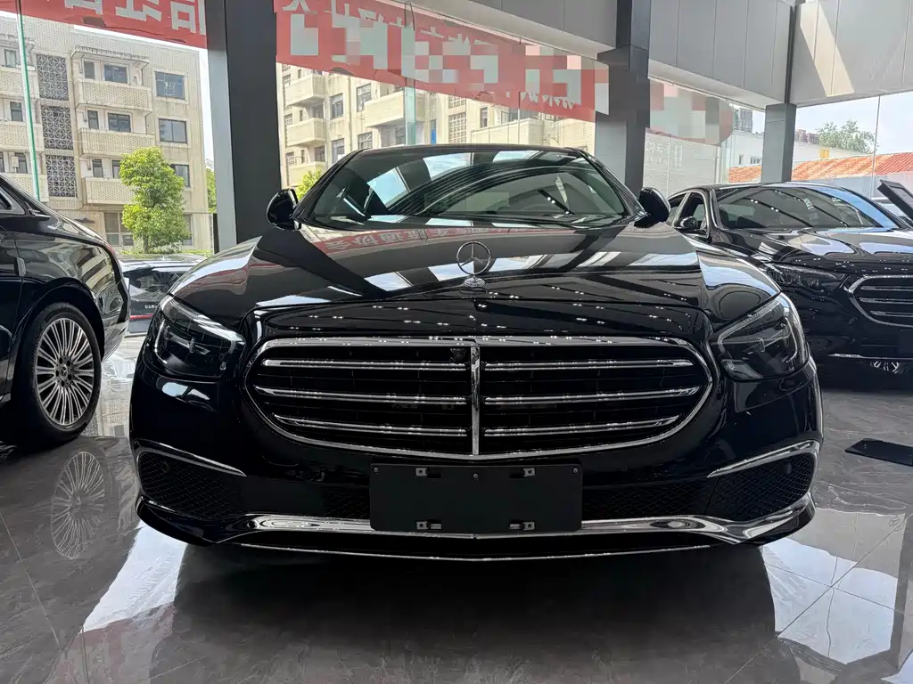 Mercedes-Benz E-Class 2021