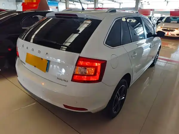 Skoda Rapid Spaceback 2019