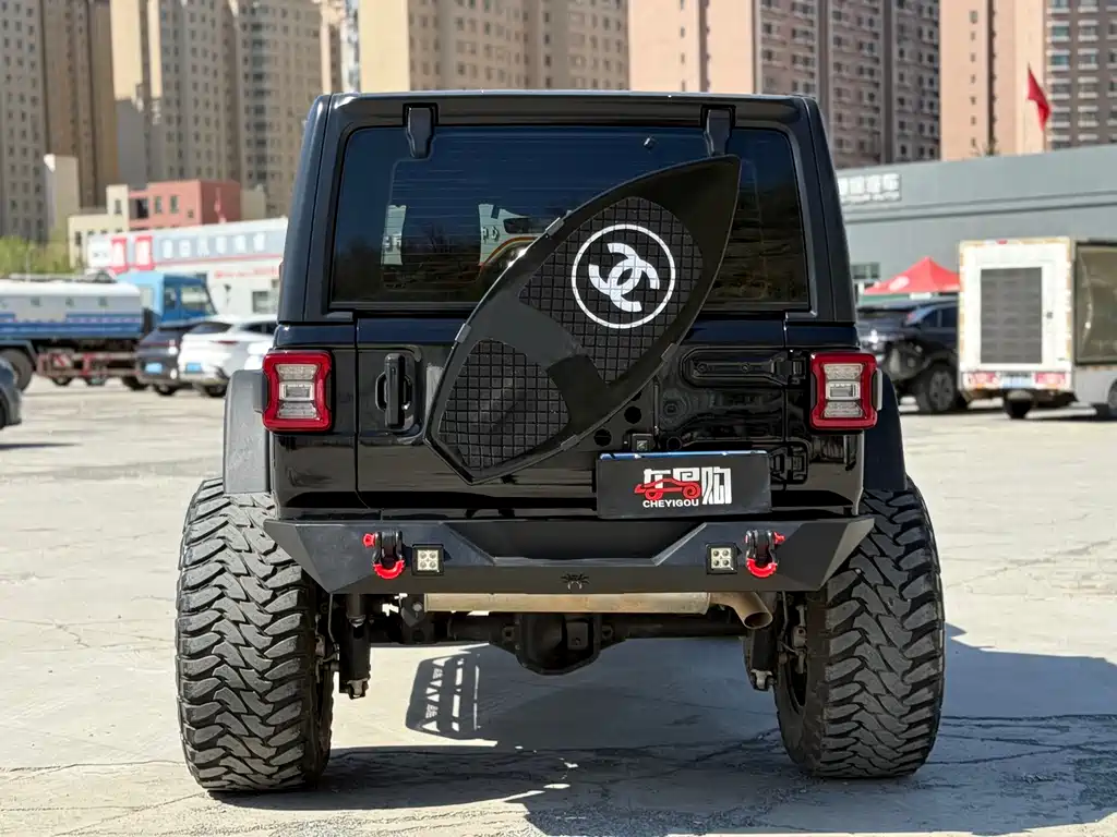 Jeep Wrangler 2021 — фото 9