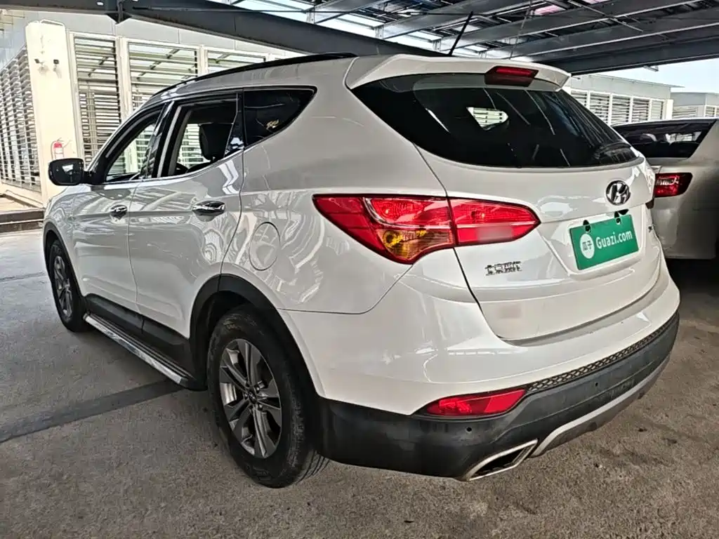 Hyundai Santa Fe 2015 — фото 5