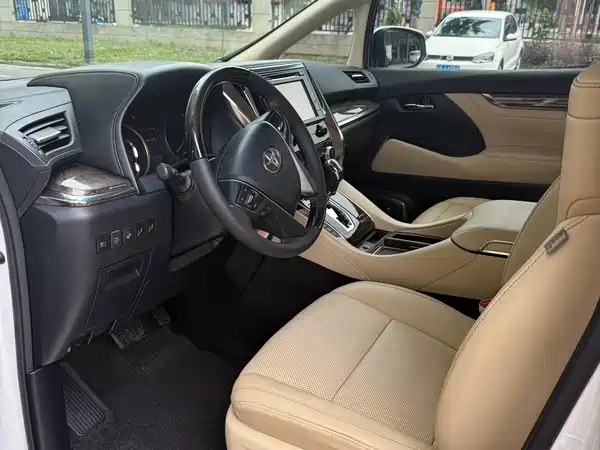 Toyota Alphard 2018