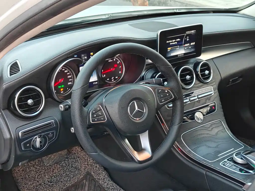 Mercedes-Benz C-Class 2018