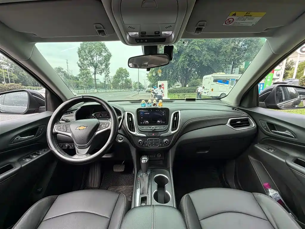 Chevrolet Equinox 2019 — фото 11