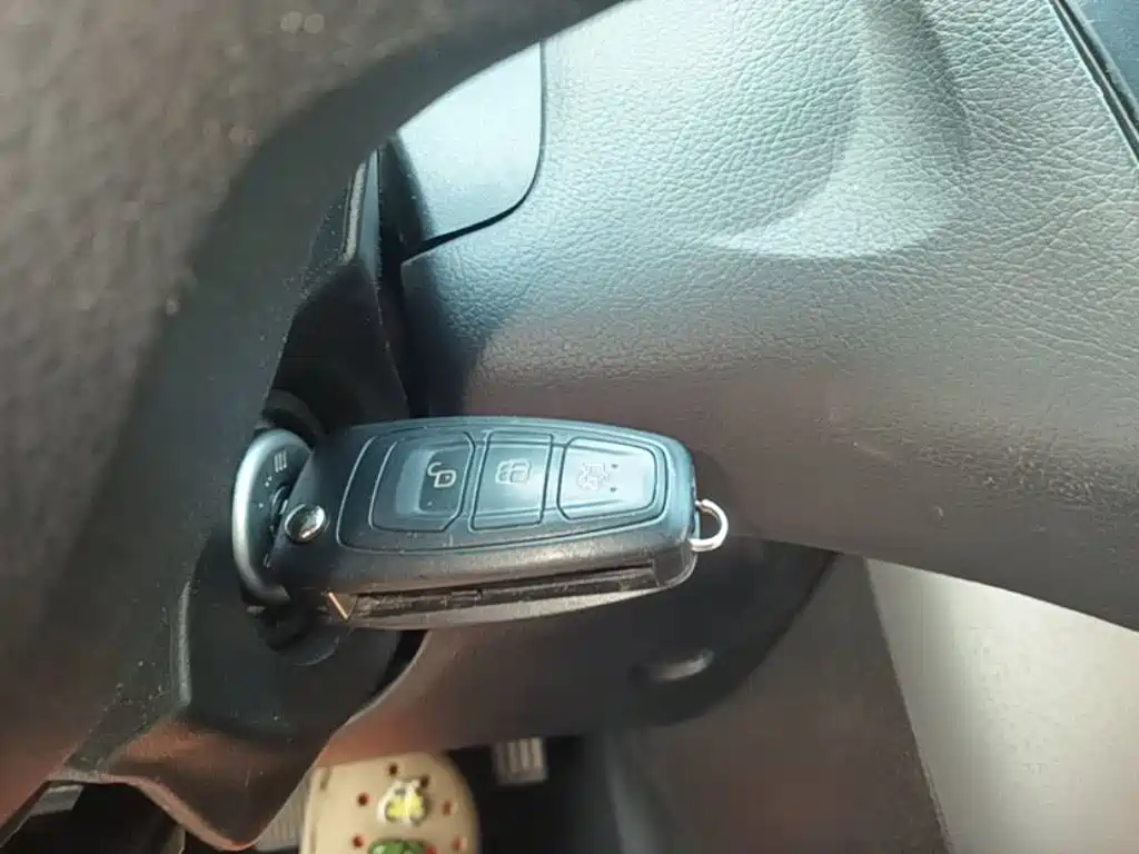 Ford Focus 2015 — фото 17