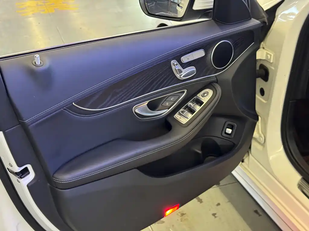 Mercedes-Benz C-Class 2019 — фото 13