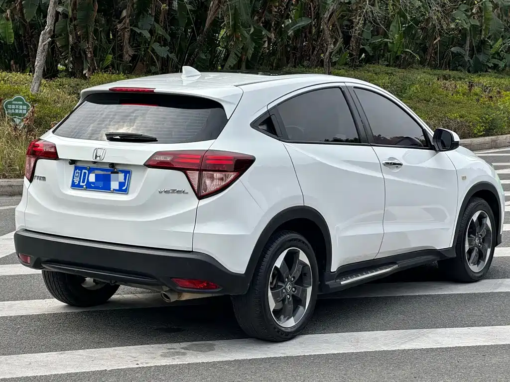 Honda Vezel 2017 — фото 10