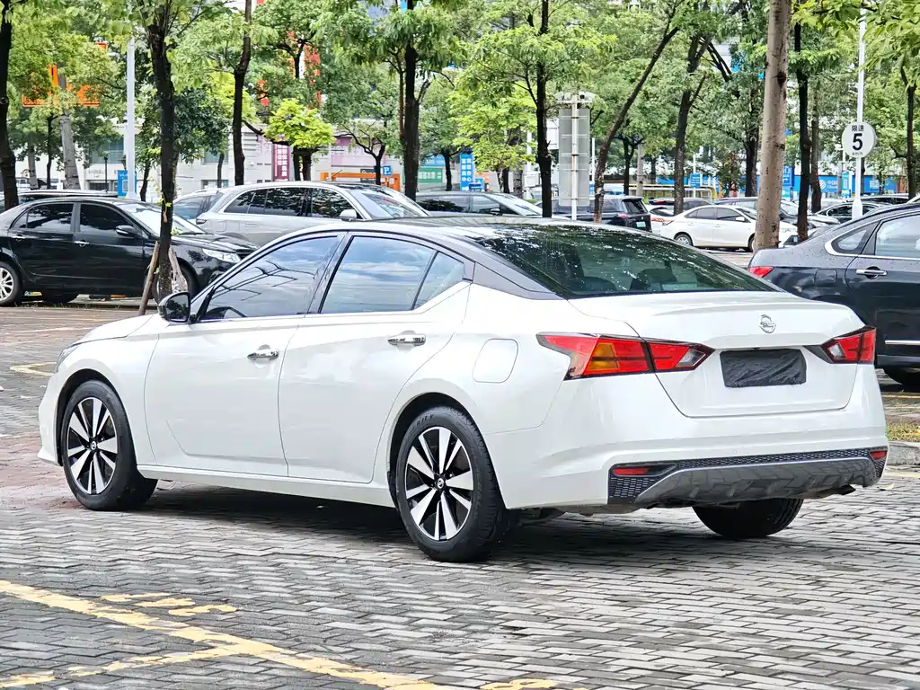 Nissan Teana 2021 — фото 24