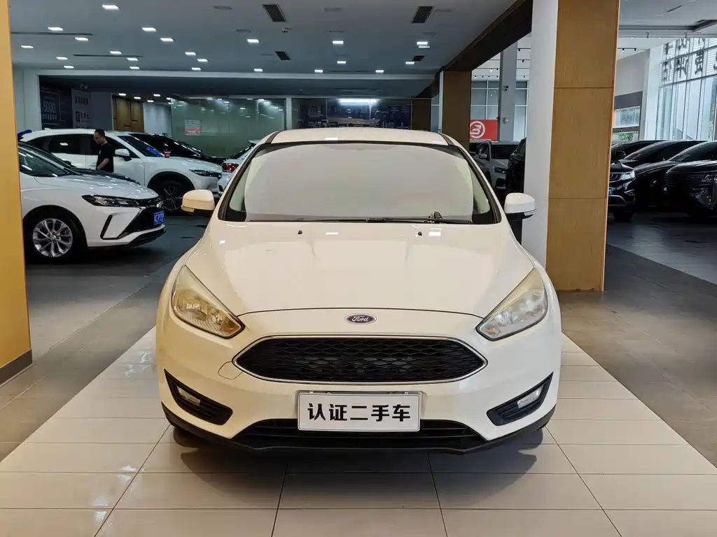 Ford Focus 2016 — фото 4