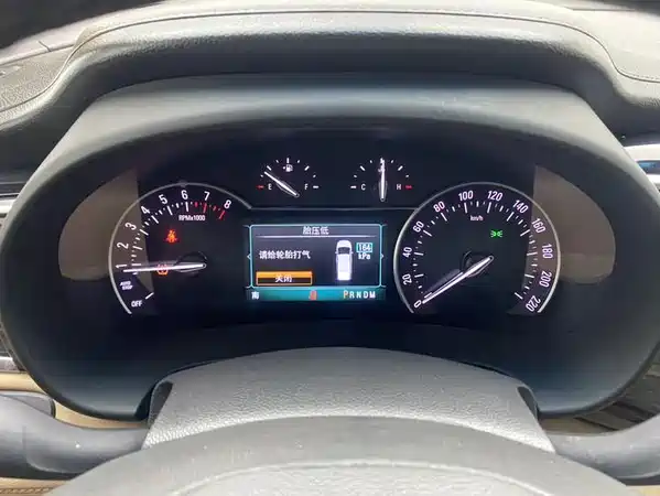 Buick GL8 2017