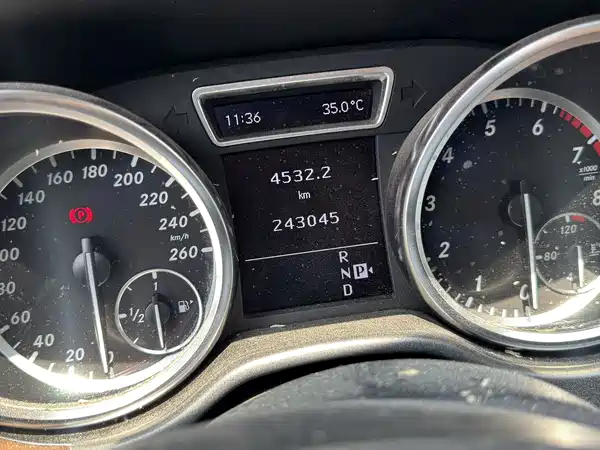 Mercedes-Benz M-Class 2012