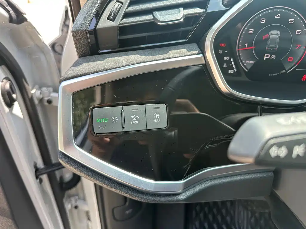 Audi Q3 2023