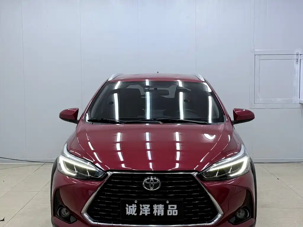Toyota Yaris L 2022