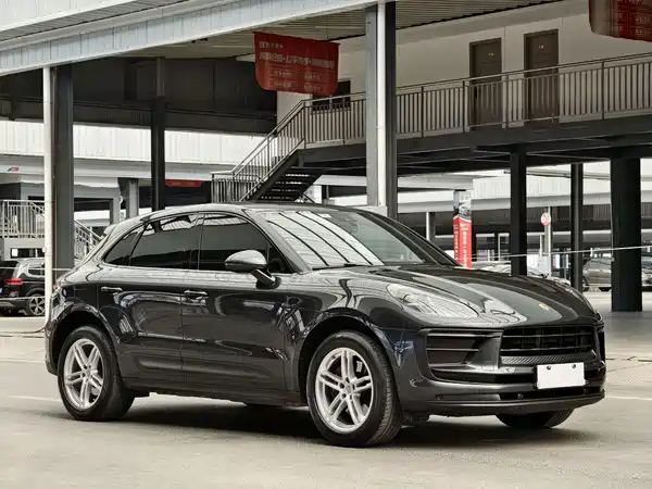 Porsche Macan 2024