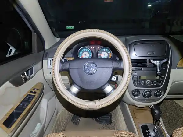 Buick Excelle 2015